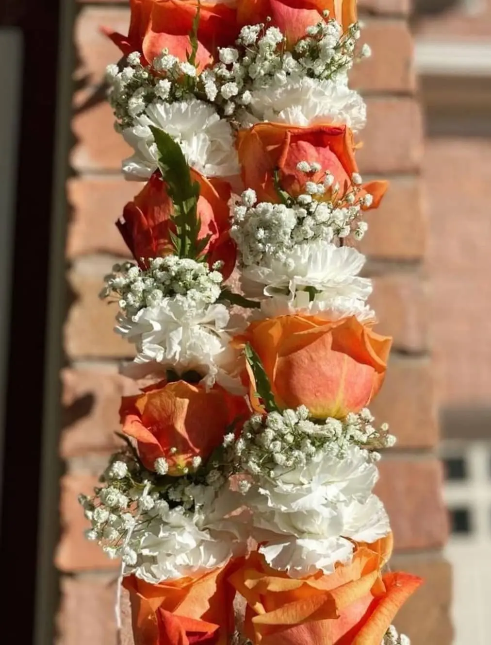 Fresh flower jewelry for South Asian weddings including gajras, teekas, and bracelets handcrafted in Toronto